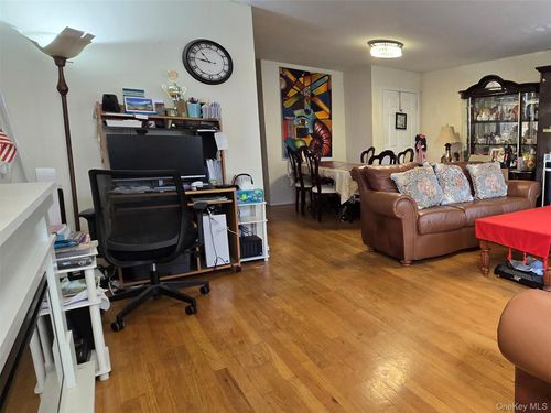 1-32 102nd St, East Elmhurst, NY, 11369-2512 | Card Image