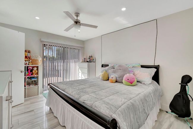 25-B - 8051 Ambach Way, Home with 2 bedrooms, 2 bathrooms and null parking in Hypoluxo FL | Image 25