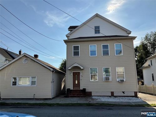 84-82-84 Maple Ave, Wallington, NJ, 07057-1138 | Card Image