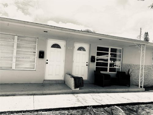 1-2-412 Sw 10th St, Hallandale Beach, FL, 33009 | Card Image
