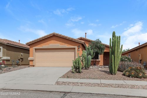 2188 W Burlwood Way, Tucson, AZ, 85745-7037 | Card Image