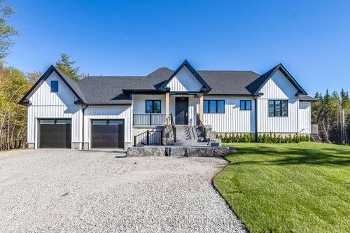 2244 Champlain Rd, Tiny, ON, L9M0C6 | Card Image
