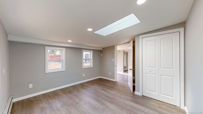 8 Batt St, House other with 5 bedrooms, 2 bathrooms and null parking in Middletown CT | Image 23