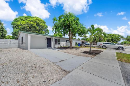 2050 Nw 30th Ave, Fort Lauderdale, FL, 33311-3223 | Card Image