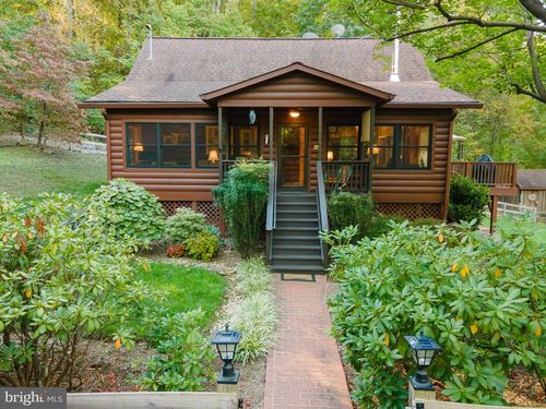 3650 Cherry Hill Rd, LINDEN, VA, 22642-1800 | Card Image