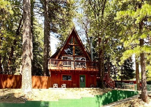 31450 Ocean View Dr, Running Springs, CA, 92382-7494 | Card Image