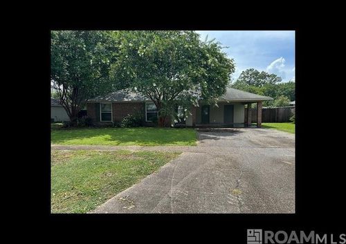 9734 Mint Dr, Baton Rouge, LA, 70809-4623 | Card Image