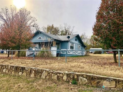 704 S Pennsylvania Ave, Drumright, OK, 74030-5012 | Card Image
