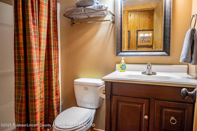 901 Main Rd, House other with 4 bedrooms, 3 bathrooms and null parking in Ruidoso NM | Image 32