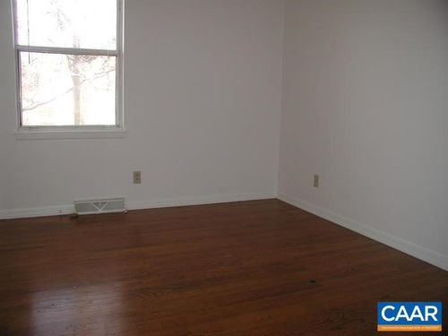 a-113 Longwood Dr, CHARLOTTESVILLE, VA, 22903-4313 | Card Image