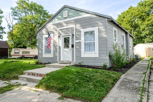 307 E Telegraph St, Dowagiac, MI, 49047-1355 | Card Image