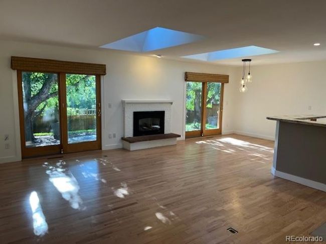 Living & dining rooms | Image 10