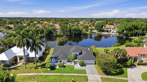 12725 Kingsway Rd, Wellington, FL, 33414-6243 | Card Image