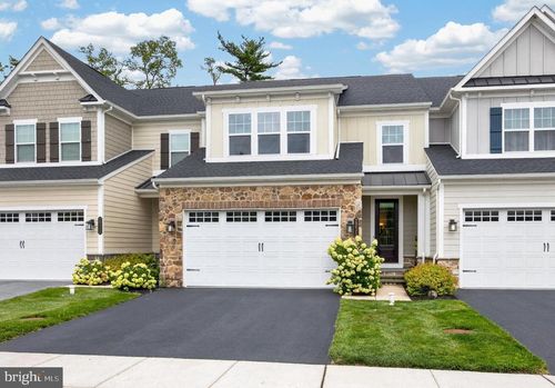 2235 Poe Ln, WEST CHESTER, PA, 19380-4098 | Card Image
