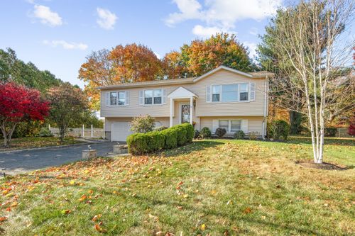 6 Strawberry Hill Road, Milford, CT, 06461 | Card Image