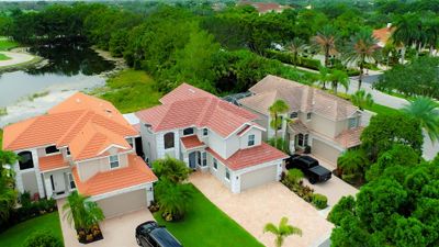 8216 Heritage Club Drive, House other with 4 bedrooms, 3 bathrooms and null parking in West Palm Beach FL | Image 2