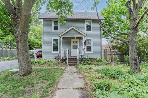 222 N Taylor Street, Marengo, IL, 60152 | Card Image