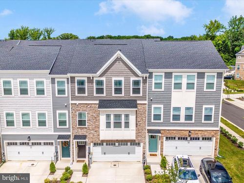 1806 Watermark Way, Essex, MD, 21221-2166 | Card Image