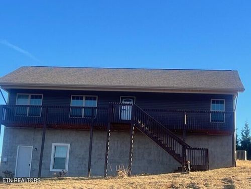 525 Low Valley Dr, Dandridge, TN, 37725 | Card Image