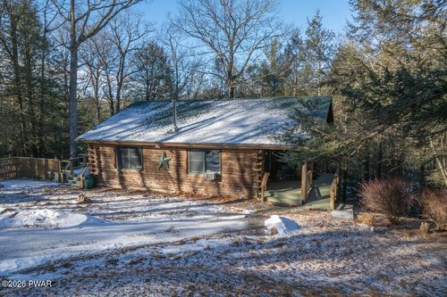 124 W Mulberry Dr, Milford, PA, 18337-7223 | Card Image