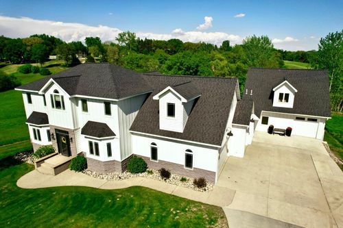 1207 S Martin St, Fergus Falls, MN, 56537-3341 | Card Image
