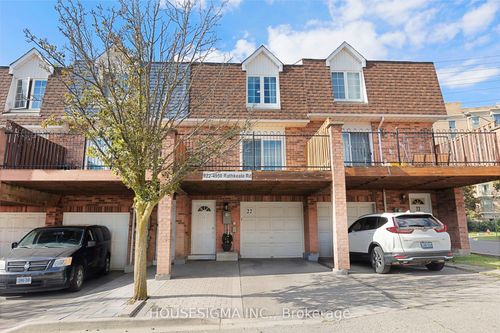 22-4950 Rathkeale Rd, Mississauga, ON, L5V2L8 | Card Image