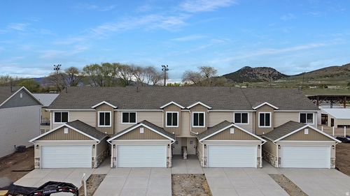 70 Cedar Ln, Malad City, ID, 83252-1108 | Card Image