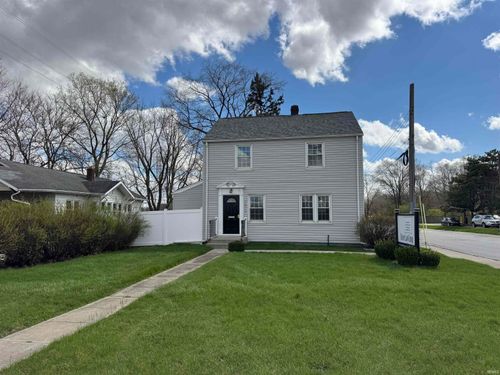 2827 Lincolnway Street, Mishawaka, IN, 46544-3546 | Card Image