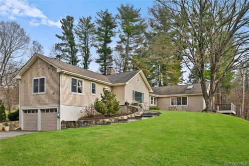 353 Turk Hill Rd, Brewster, NY, 10509-3501 | Card Image