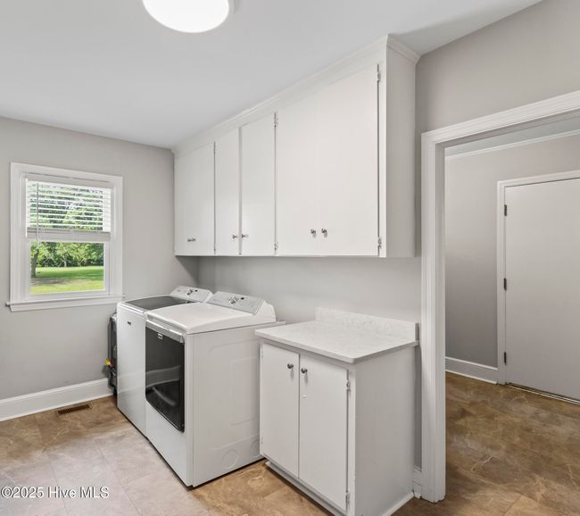 405 E Westbrook St, House other with 4 bedrooms, 3 bathrooms and 1 parking in Wallace NC | Image 22