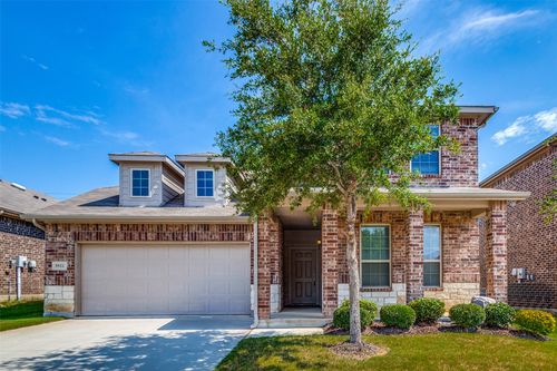 5521 Sea Cove Ln, Denton, TX, 76208-5477 | Card Image