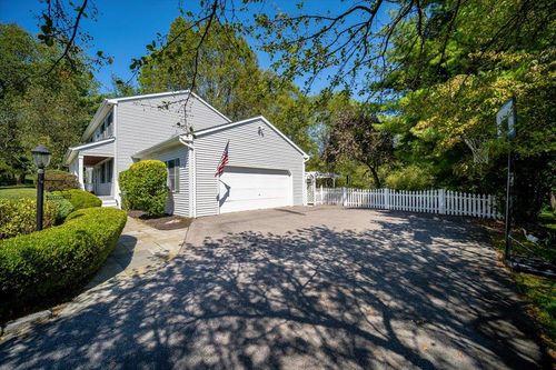 4 Traci Ln, Hopewell Junction, NY, 12533-6008 | Card Image