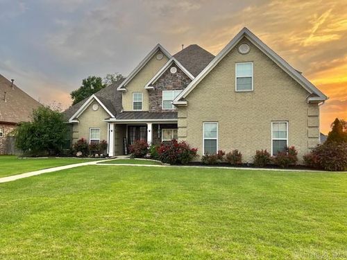 107 Marie Jean Drive, Maumelle, AR, 72113 | Card Image