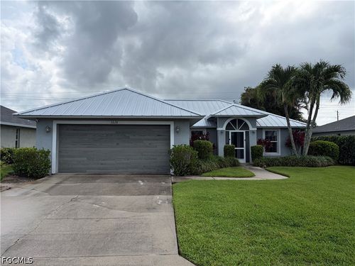 3628 Kent Dr, NAPLES, FL, 34112-3738 | Card Image