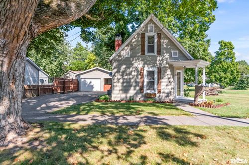 322 S Prospect St, Waverly, IL, 62692-1171 | Card Image