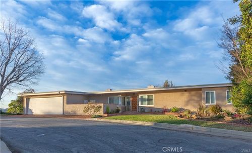 714 Oceanview Dr, Fullerton, CA, 92832-1125 | Card Image