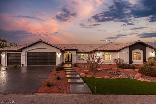 4785 N Grand Canyon Dr, Las Vegas, NV, 89129-2663 | Card Image