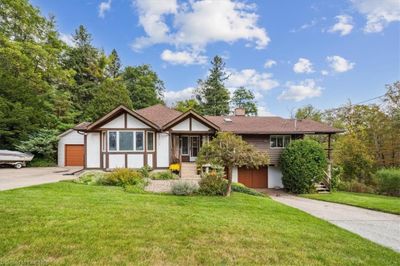 7095 Guelph Line, House other with 3 bedrooms, 1 bathrooms and 9 parking in Campbellville ON | Image 3