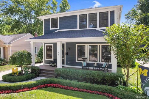 1007 Butternut Ave, Royal Oak, MI, 48073-3205 | Card Image