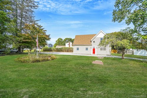 26 Bokel Ave, Ronkonkoma, NY, 11779-6707 | Card Image