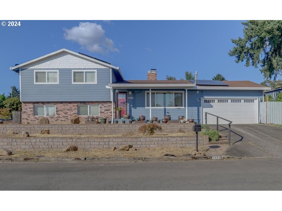 Columbia Ave, Gladstone, OR 97027