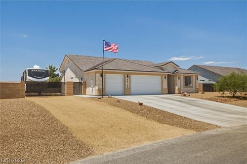 6950 Sandpebble St, Pahrump, NV, 89061-7206 | Card Image