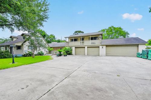 17125 County Road 127, Pearland, TX, 77581-6256 | Card Image