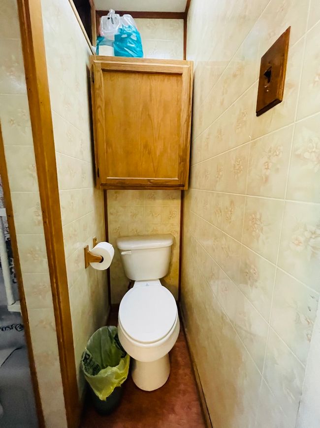 1215 E Main St, House other with 3 bedrooms, 1 bathrooms and 12 parking in Streator IL | Image 22