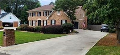 2140 Dunwoody Gln, Dunwoody, GA, 30338-4438 | Card Image