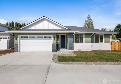 b-10925 6th Ave W, Everett, WA, 98204-3843 | Card Image