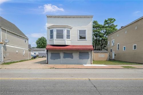 4439 State Road, Cleveland, OH, 44109 | Card Image
