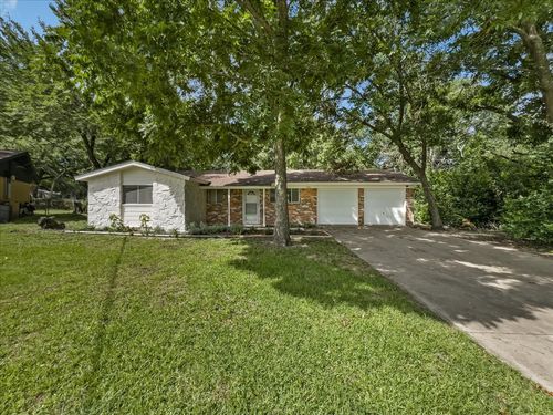 202 E Rentz St, Weatherford, TX, 76086-5624 | Card Image
