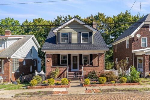 831 Malvern Rd, Avalon, PA, 15202-2505 | Card Image