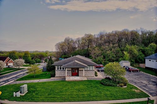 400 Progress Dr, Cottage Grove, WI, 53527-9349 | Card Image
